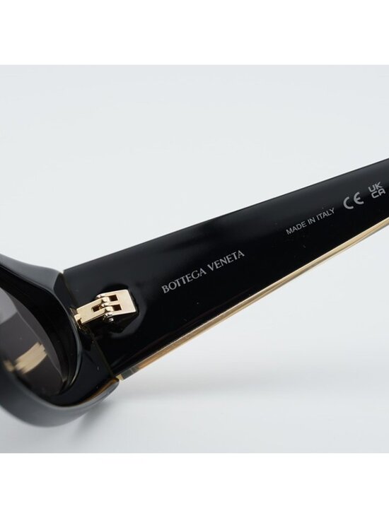 Bottega Veneta BV1277S 001 Sunglasses Black Cat Eye Frame, Grey Lenses